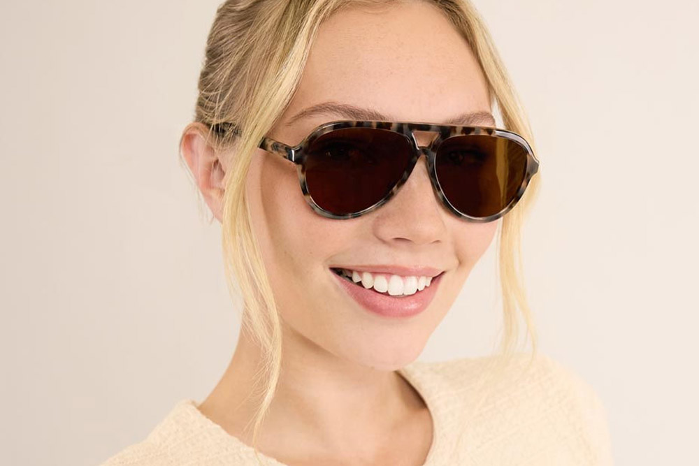 Gisele sunglasses bio-acetate frames worn by model.