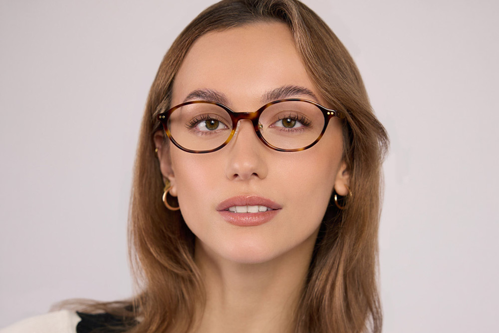 Daisy acetate optical frame.