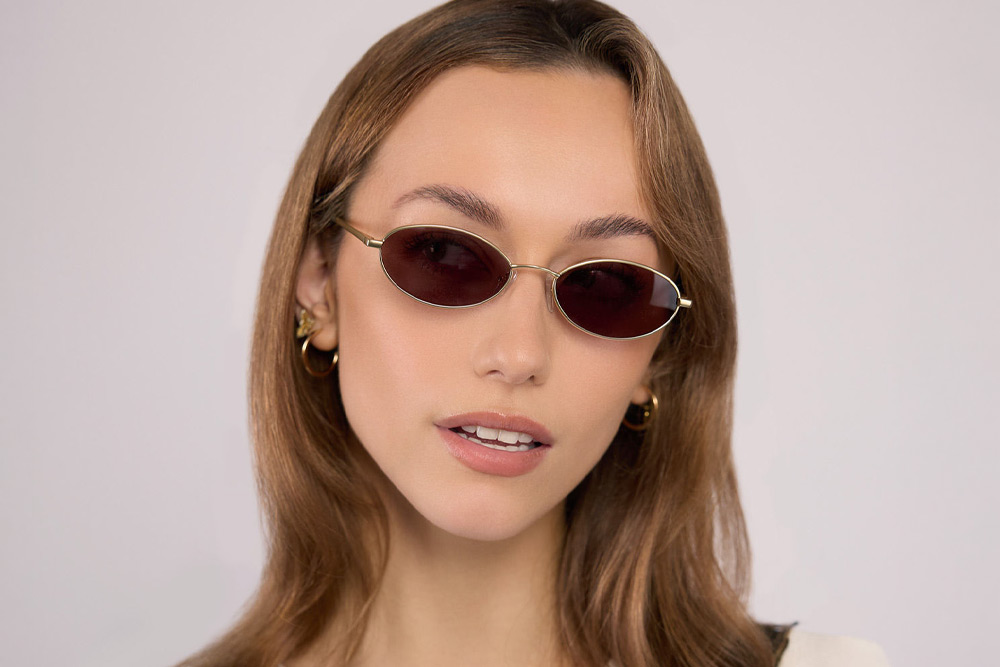 Kyla stainess steel sunglasses frame.